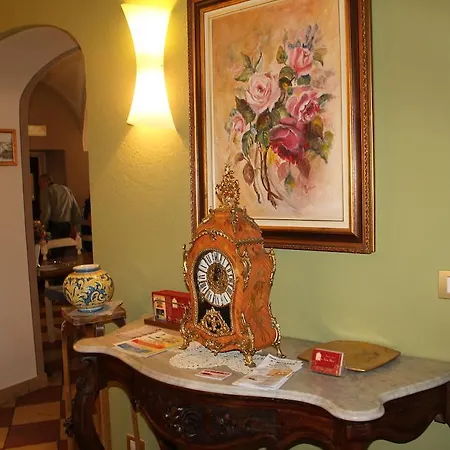 Porta Santa Maria Busca