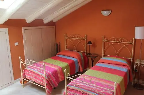 Hotel Porta Santa Maria Busca